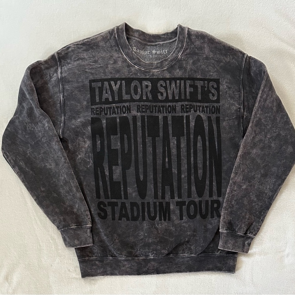 NWOT Taylor Swift Reputation Stadium Tour Crewneck Sweatshirt